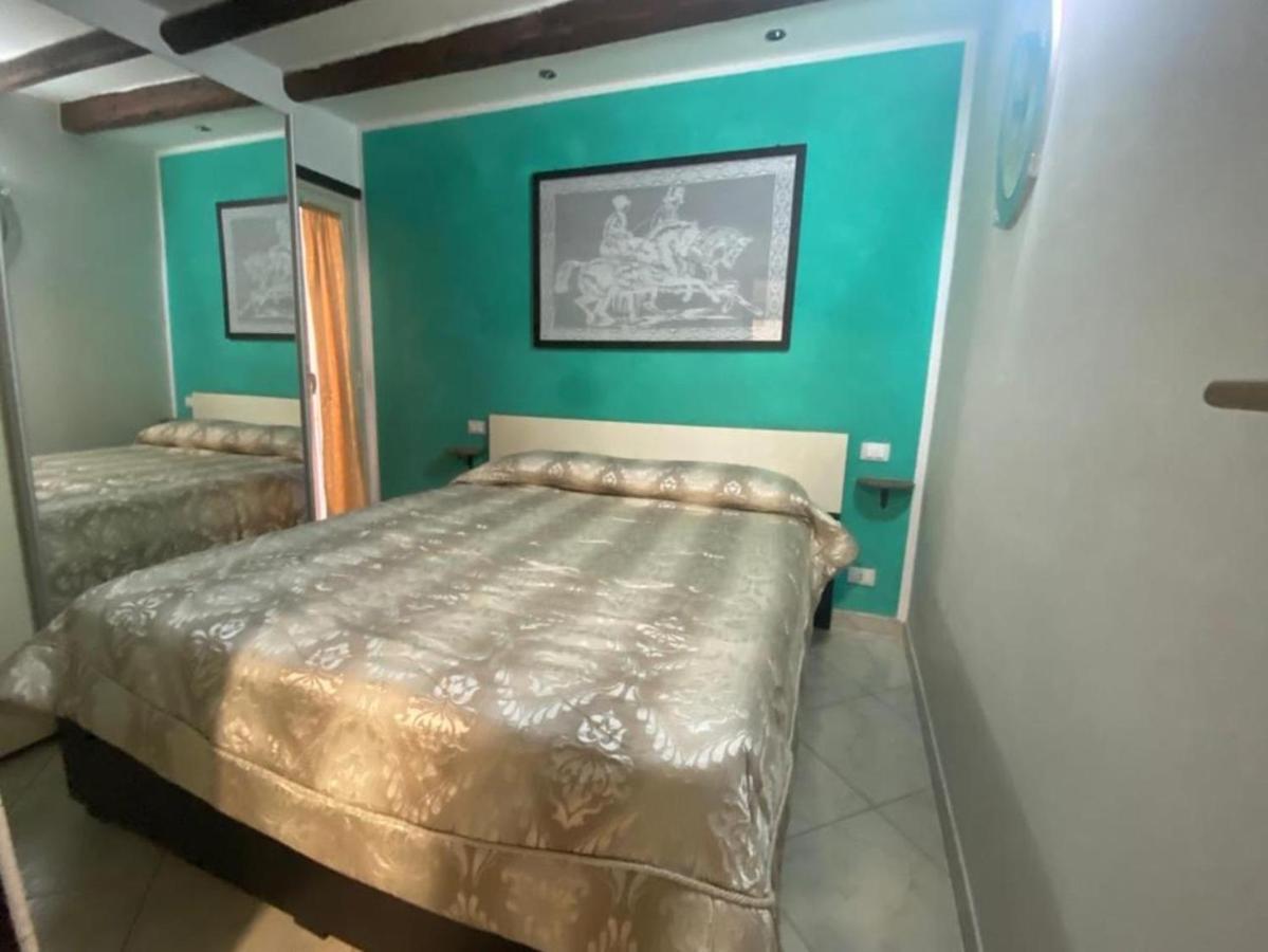 Casa Emely Apartment Чефалу Екстериор снимка