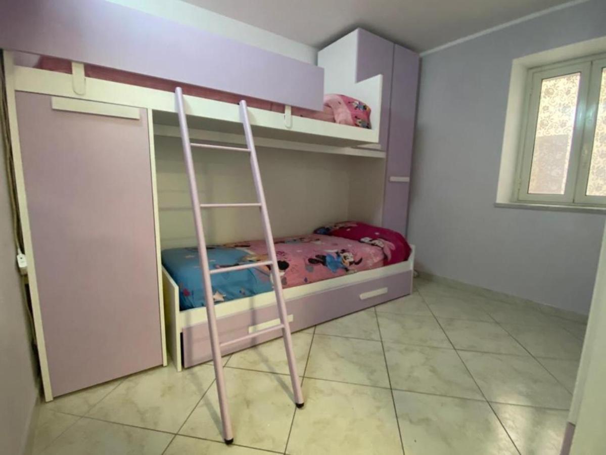 Casa Emely Apartment Чефалу Екстериор снимка