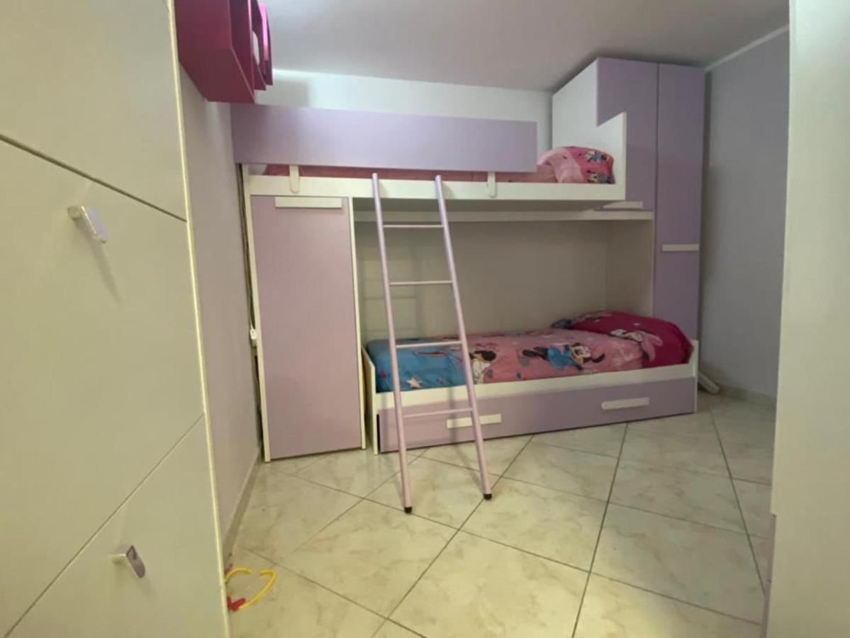 Casa Emely Apartment Чефалу Екстериор снимка